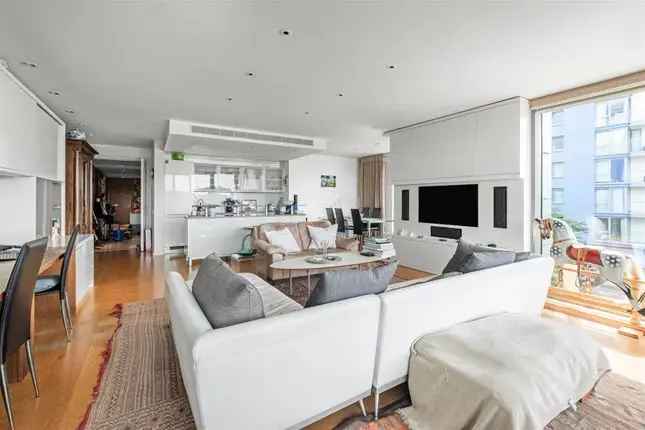 Flat for sale in Riverside Quarter, Wandsworth SW18