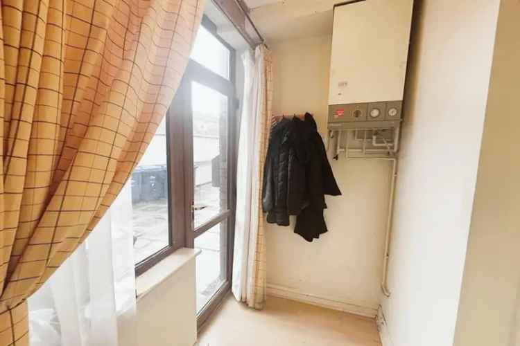 One Bedroom Apartment Burton on Trent Leasehold Investment