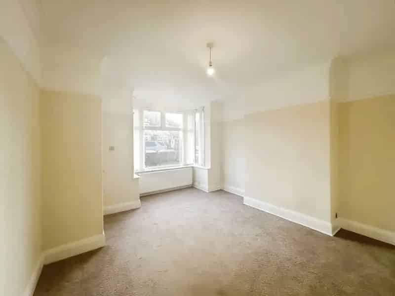 3 bedroom Semi Detached House to rent, Stockport, Greater Manchester, SK3