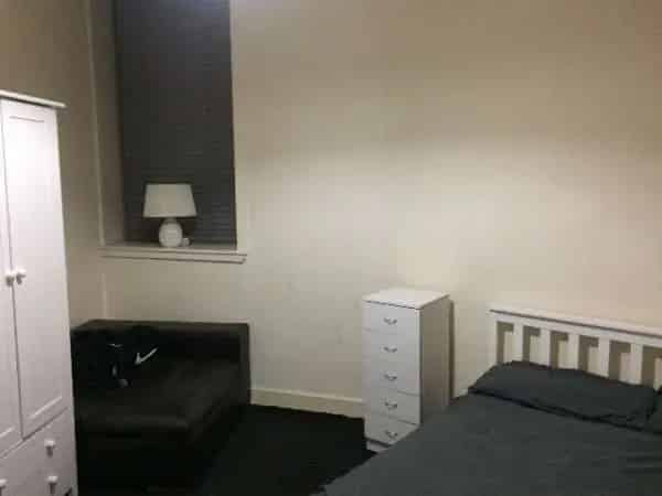 Flat For Rent , Main Street, Holytown, Scotland