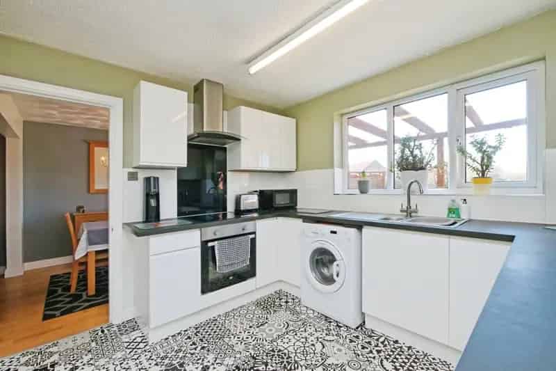 3 Bedroom Detached House in Huntington