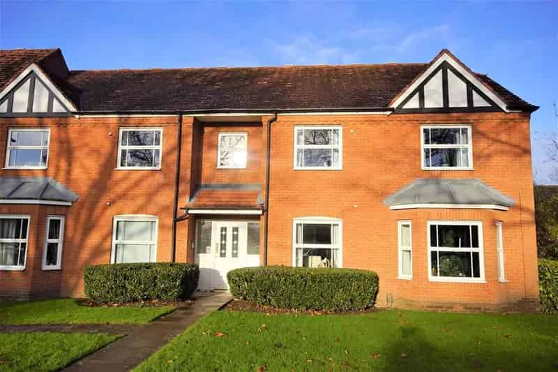 Two Bedroom Apartment to Rent in Moseley