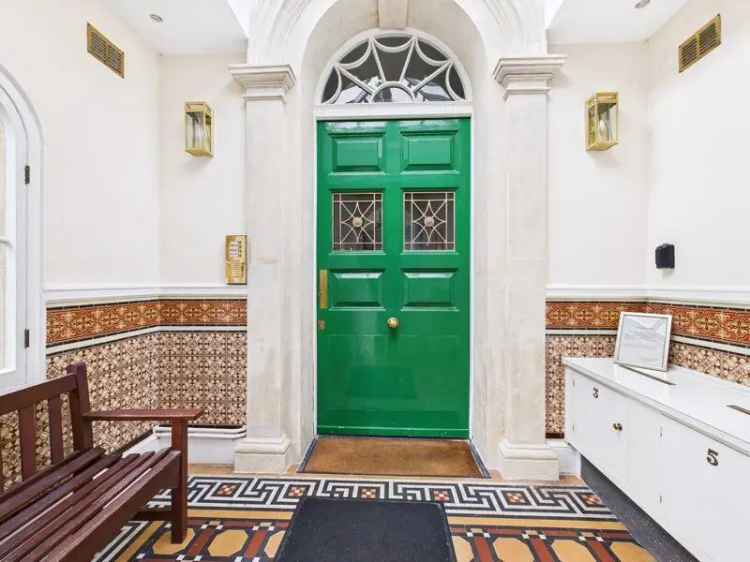 2 Bedroom Flat for Sale Stunning Views Garage Communal Gardens