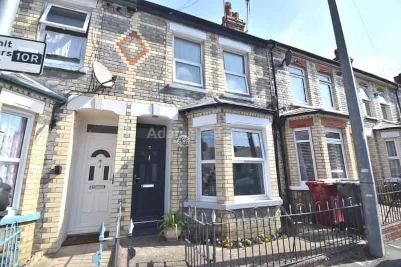 3 Bedroom Victorian Terrace House to Rent