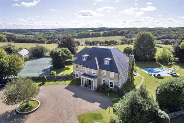 Luxury Six-Bedroom Georgian House with Pool and Tennis Court