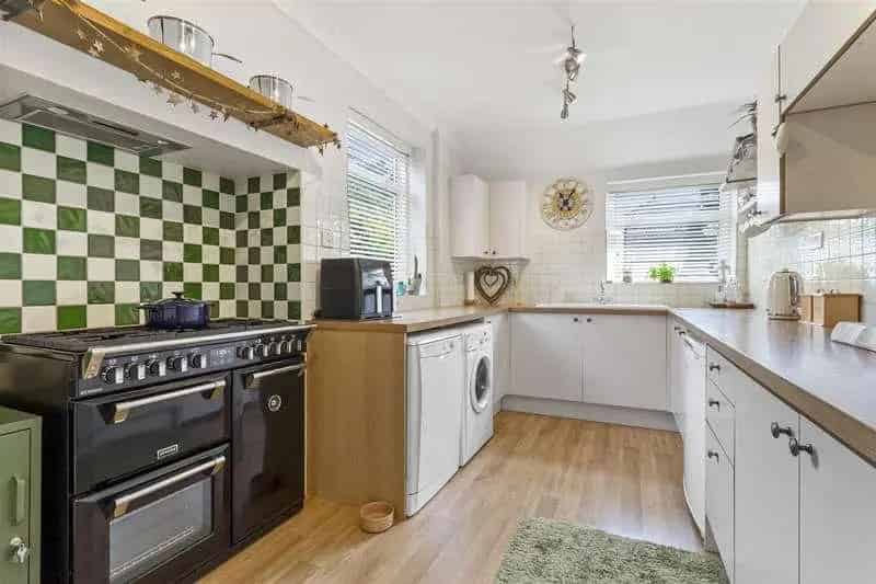 3 Bed Semi-Detached House For Sale in Worthing
