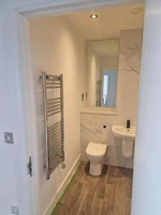 2 Bed Waterfront Apartment Liverpool L3