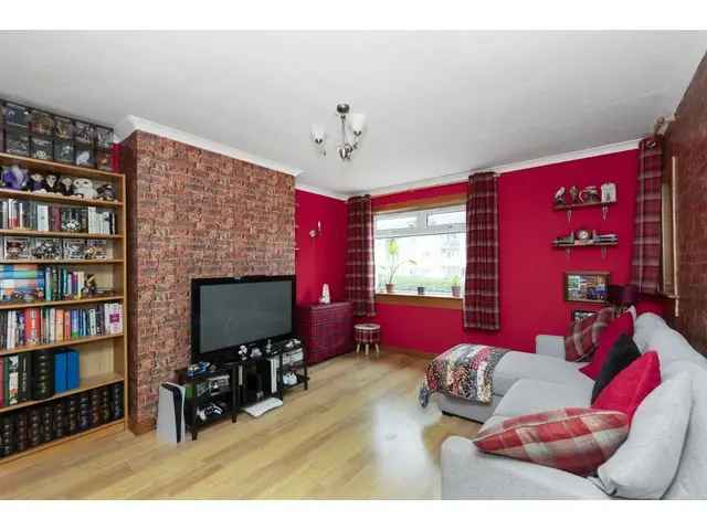 2 bedroom flat  for sale