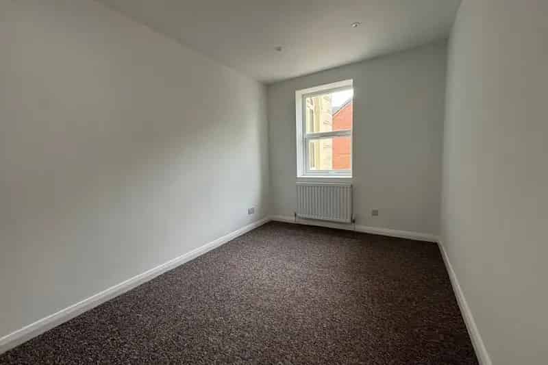 Spacious Apartment Available Now Zero Deposit Guarantee