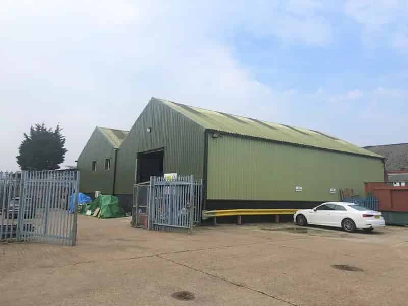 Industrial Warehouse with Office Space - EPC Rating C-52