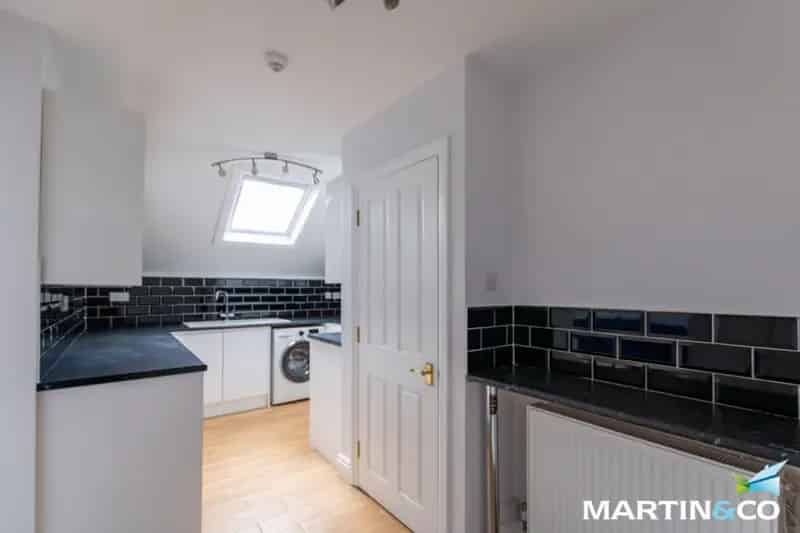 3 Bedroom Flat To Rent