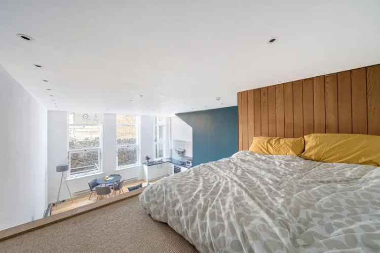474 sq ft Studio Apartment - Recently Refreshed