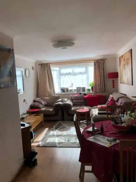 Nicely Decorated Home with Garage and Parking