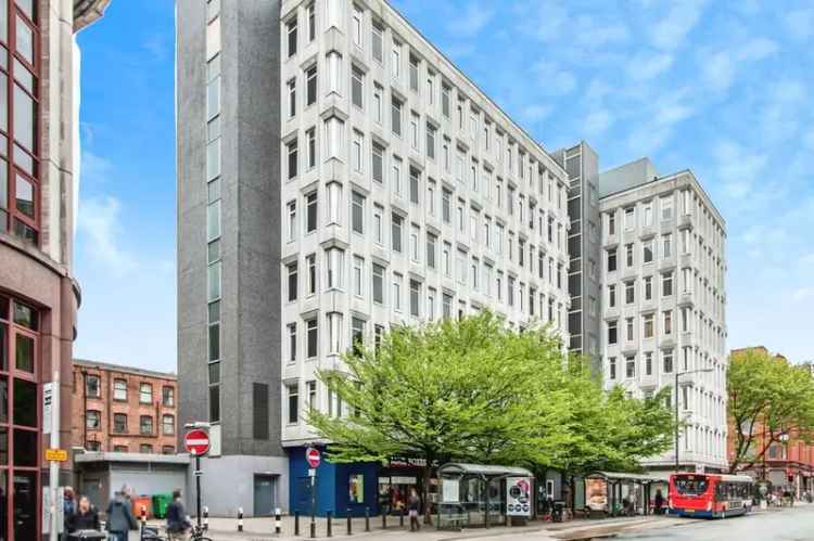 2 Bedroom Flat for Sale Manchester M1 - City Centre Apartment with Parking