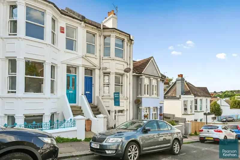 1 Bedroom Apartment for Sale