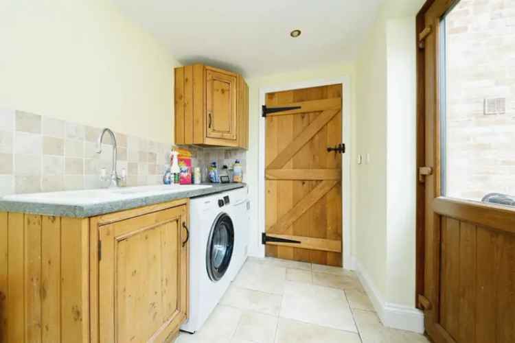 Six-Bedroom Barn Conversion in Fincham