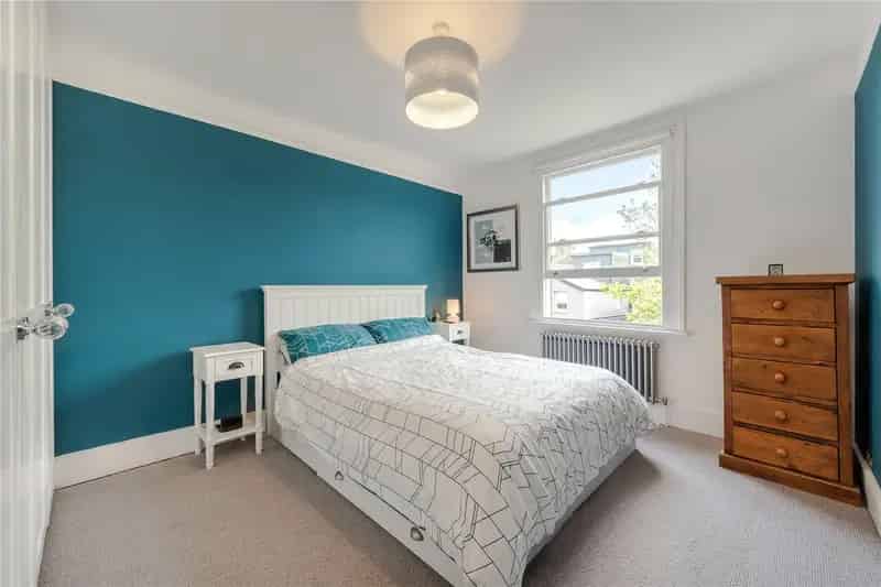4 Bedroom House in Kensal Rise - Furnished Family Home
