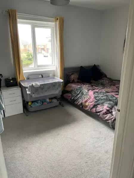 Two Bedroom House With Garden and Driveway Close to Amenities