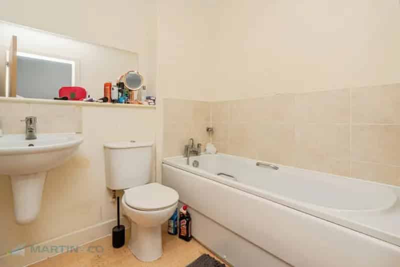 2 bedroom House
 For Sale