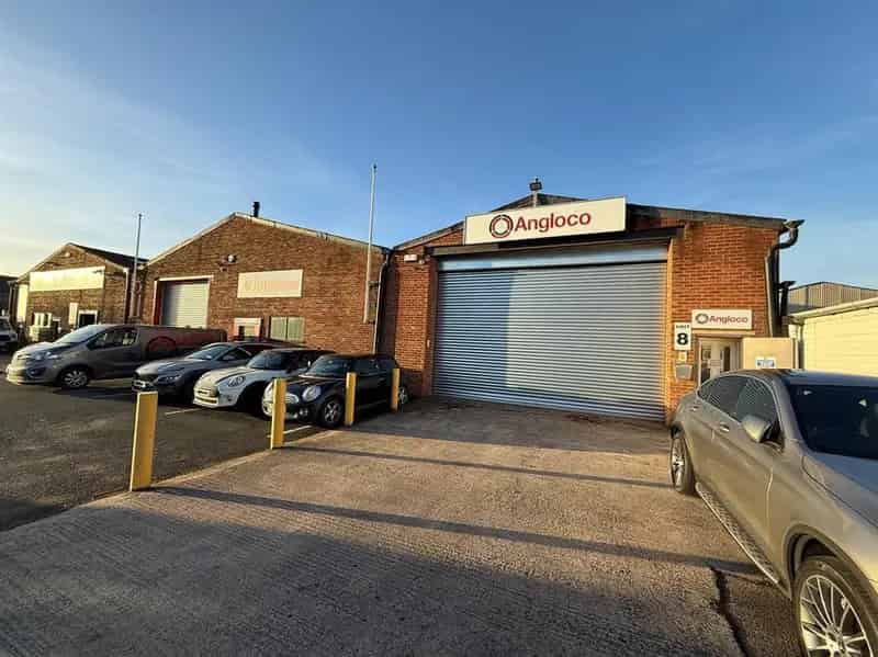 Warehouse Space To Let in Malvern 5860 sq ft