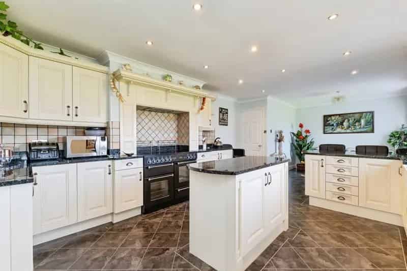 Five Bedroom Detached Bungalow Elton Large Garden Double Garage