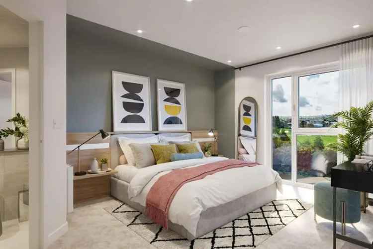 Brand New 1 Bedroom Apartment with Balcony and Roof Terrace