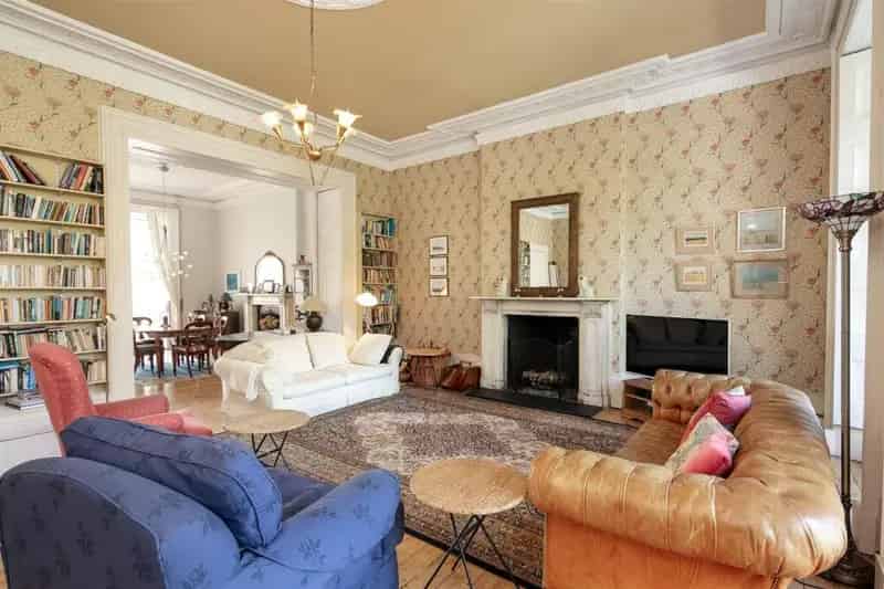 5 Bedroom Maisonette for Sale in Clifton Village