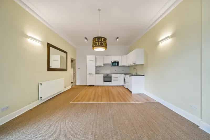 Flat For Rent , London, England