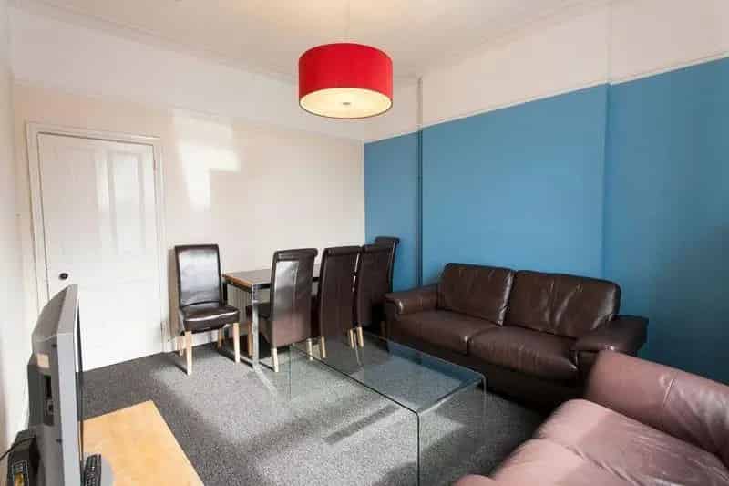 5 Bedroom Flat to Rent