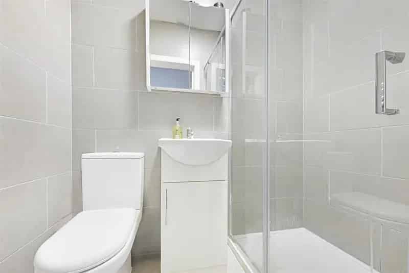 1 Bedroom Apartment Brick Lane Private Terrace