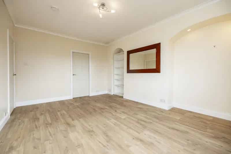 Spacious 2-Bedroom Flat in Garthdee Aberdeen Near RGU