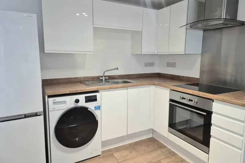 One Bedroom Furnished Apartment Mixenden Zero Deposit Option Available