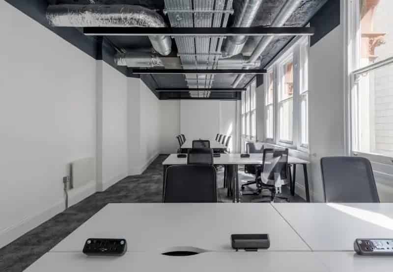 Commercial property For Rent , Lime Street, City of London, England