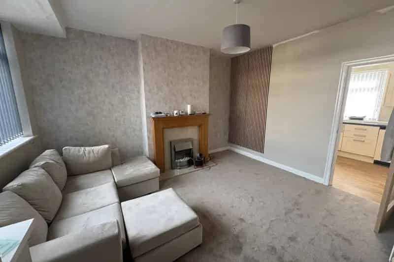 2 Bedroom Semi Detached House Bradford Zero Deposit Available