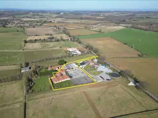 Greets Farm Property for Sale Near York
