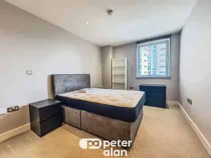 1 Bedroom Apartment Cardiff City Centre 87m²