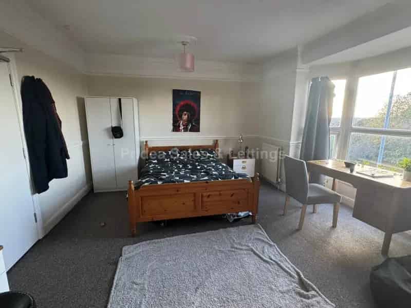 6 Bedroom House Share Lincoln Near University Double Room