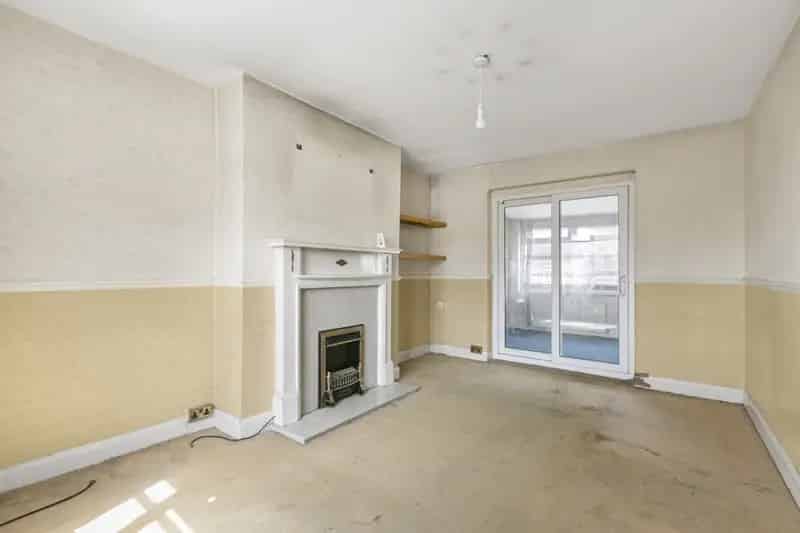 3 Bedroom House For Sale Near Harris Academy Croydon