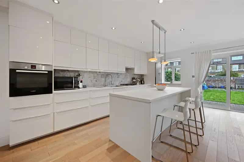 4 Bedroom Terraced House to Rent Acton
