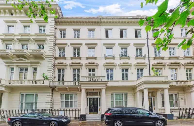One Bedroom Flat for Sale near Hyde Park and Paddington