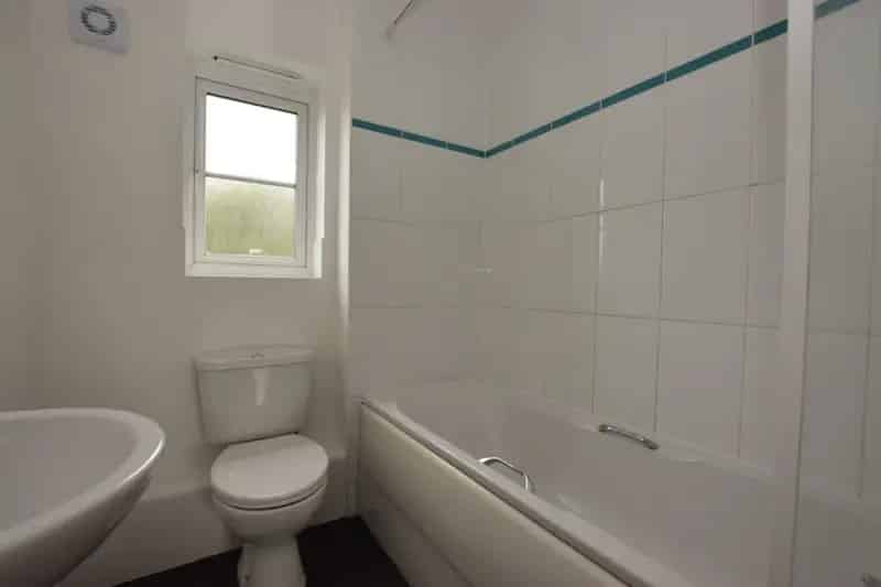 2 Bedroom Flat To Rent Available 05 07 2025