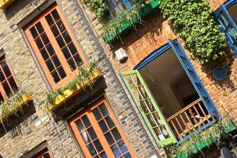71m² Studio Flat London July Available 3 Year Lease