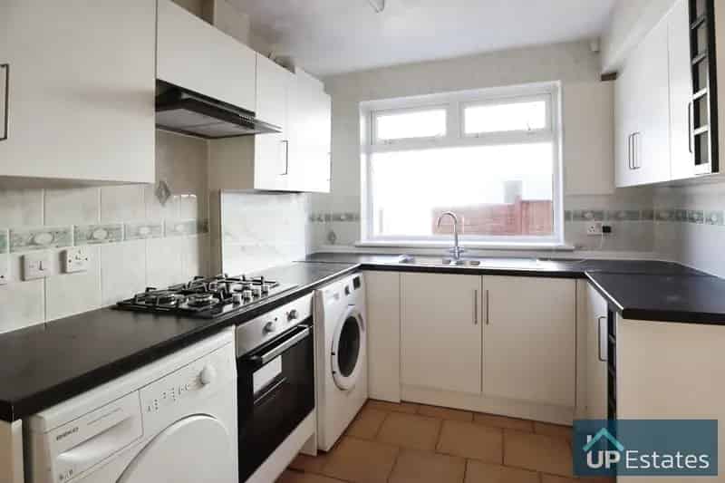 3 4 Bedroom Semi Detached House to Rent City Centre