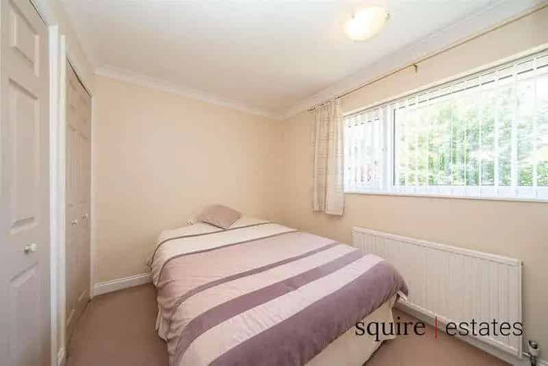 3 Bed House for Sale Family Home Near Schools and Motorways