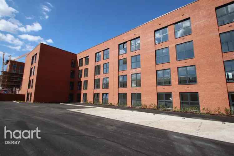 1 Bedroom Flat to Rent - Top Floor Apartment