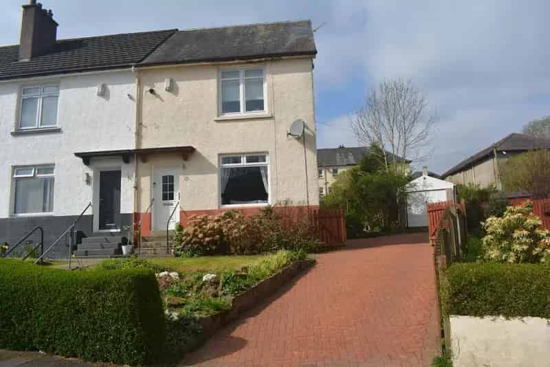 3 Bedroom End Terrace House For Sale