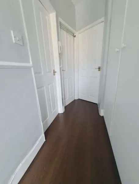 Flat For Rent in Nottingham, England