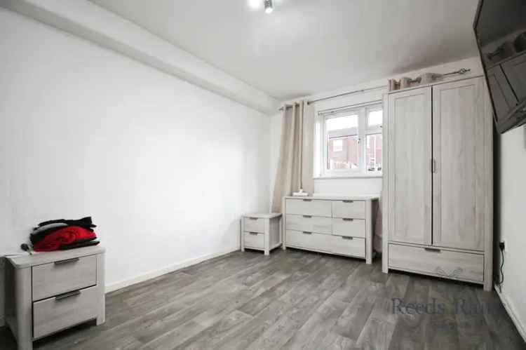 2 Bedroom Flat for Sale Liverpool L6 - Refurbished Bathroom