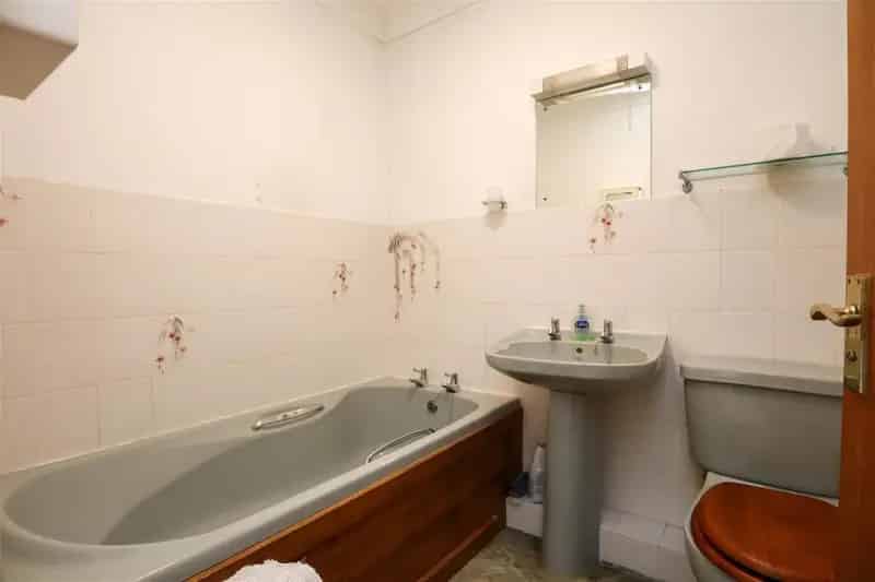 4 Bed Beachfront House for Sale