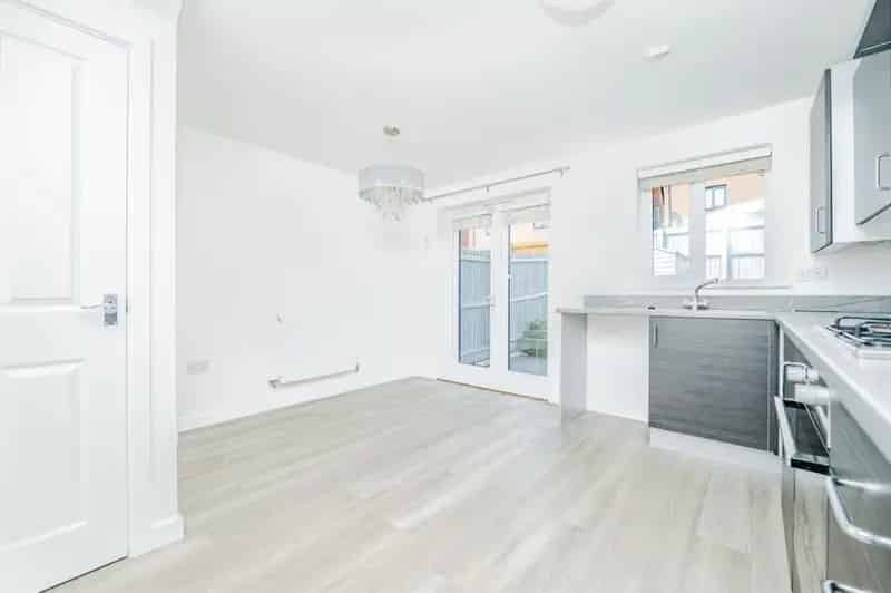 Waterfront 3 Bedroom House Barry